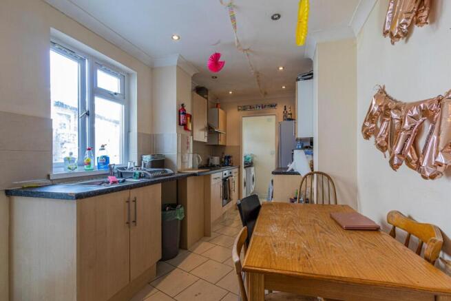 Glenroy Street 144-3.jpg