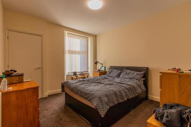 Newport Road 177a 5-6.jpg