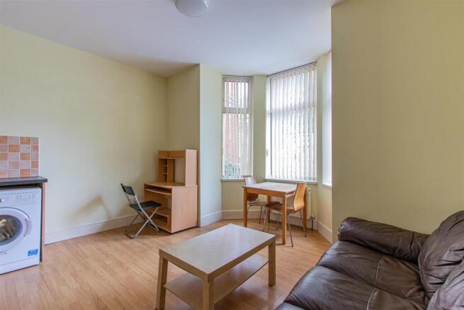 Richmond Road 162, 1-5.jpg