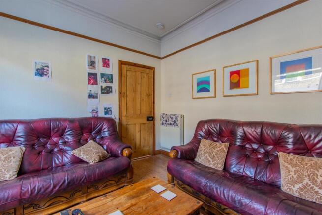 Flora Street 29-4.jpg