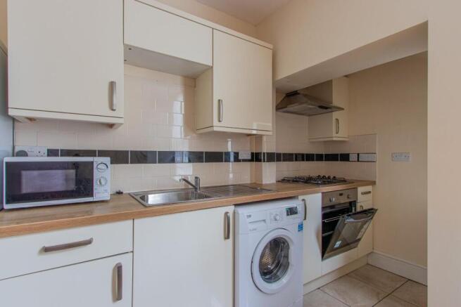 Colum Road 71, 3-3.jpg