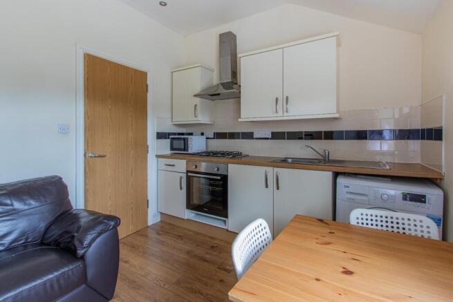 Colum Road 71, 5-3.jpg