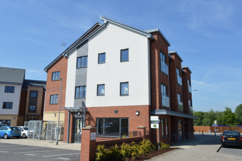 3 Marina Walk, Leigh, WN7 4FN