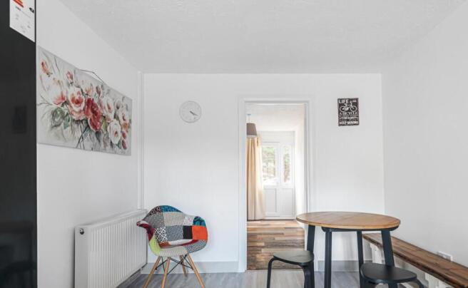 04508375-e56c-4555-b8c5-cea26c065576_cropped