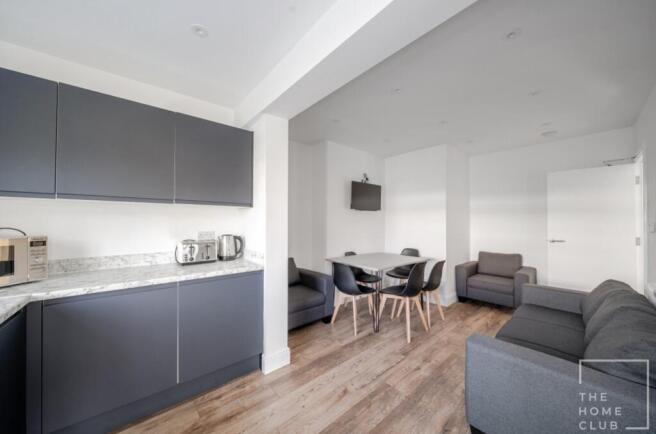 4c41057e-2033-4d4e-aab3-18a9587db8b7