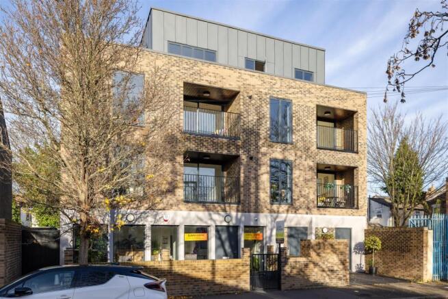 Cleveland House, E7