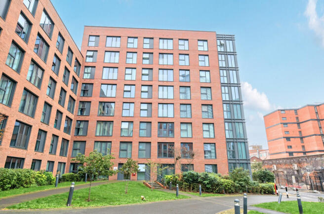 1376589-1-690c97c...