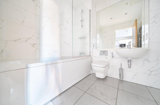 1385345-1-6926d89...