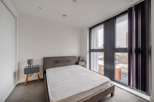 1372020-2-6943d58...