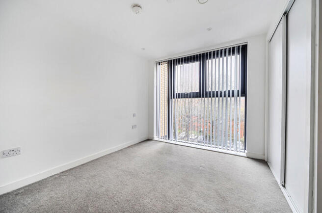 1392751-4-6984abd...