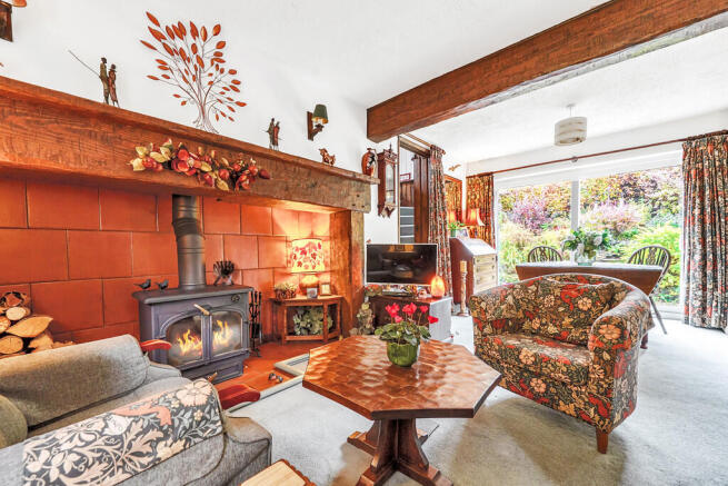 Living / Dining R...