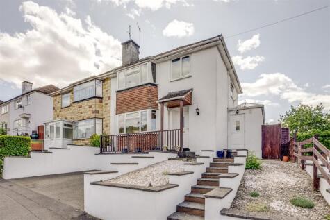 Roundwood Road, Sands, High Wycombe