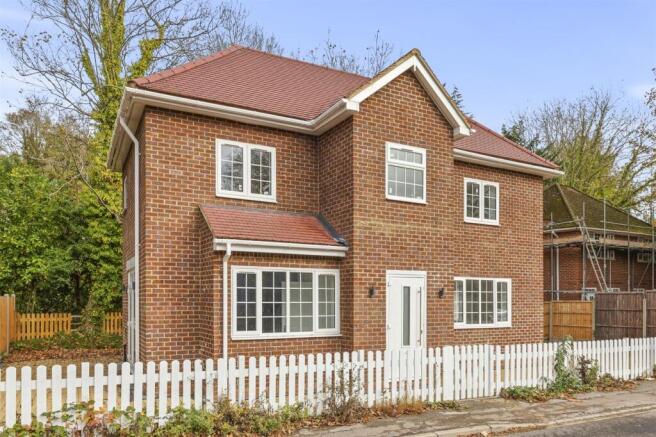 Acme House, Wooburn Moor, HP10 0NH-15.jpg