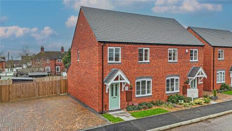 Woodwinds, Warton, Tamworth, B79