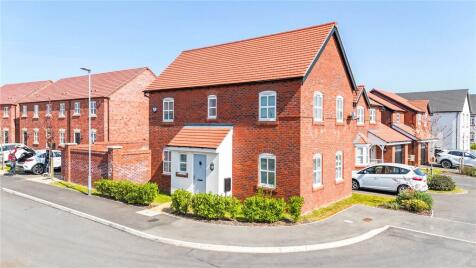 Hutchinson Close, Tamworth, Staffordshire, B79