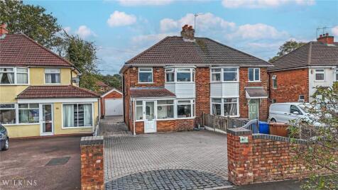 Sutton Road, Mile Oak, Tamworth, Staffordshire, B78