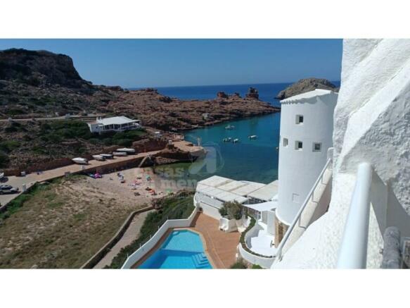 Apartment with sea views in Cala Morell