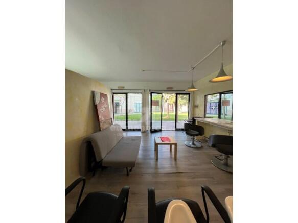 Son Bou Commercial Premises