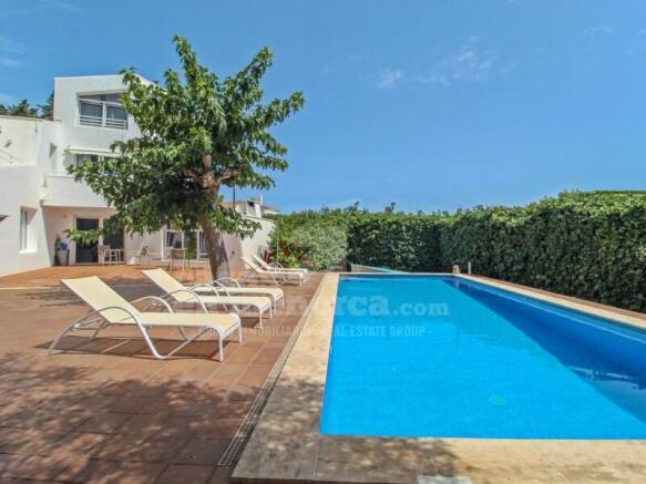 Villa with tourist license in Son Vilar