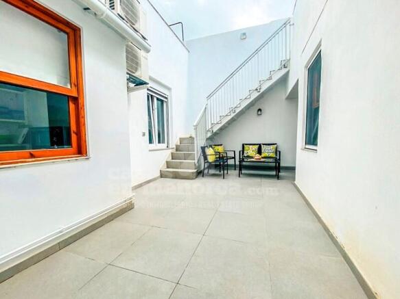 Ground floor house with patio in Ciutadella