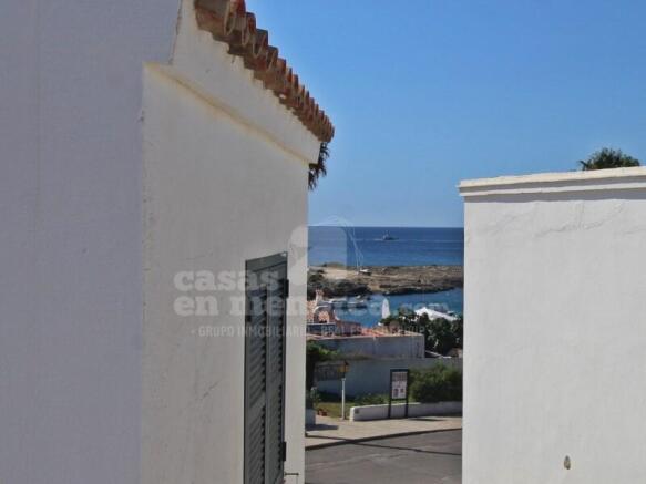 Terrace with sea views