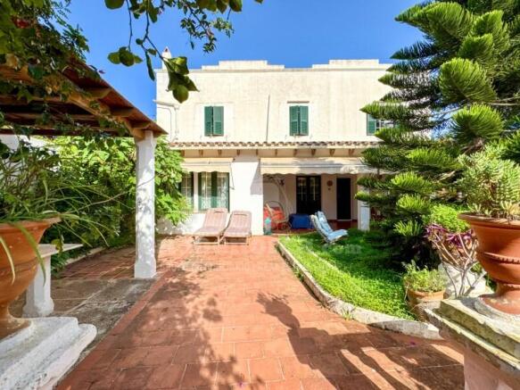 Country house in Mahon