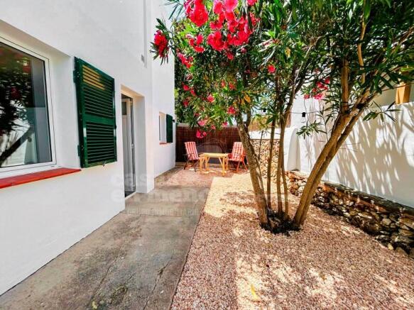 Licensed villa in Son Oleo