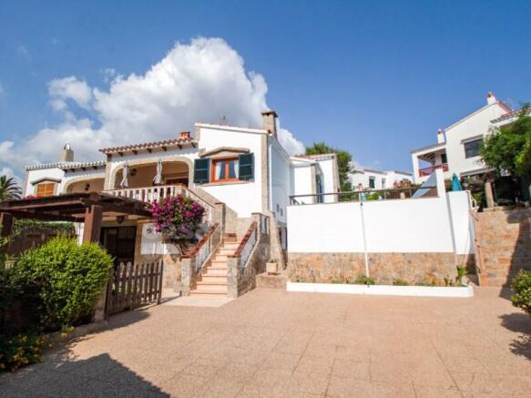 Villa with pool near the beach in Arenal den Castell
