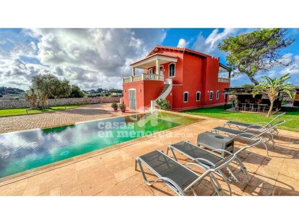 House with pool in Ciutadella