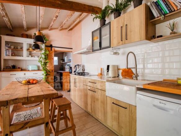 House with garden in Mahon - Kitchen