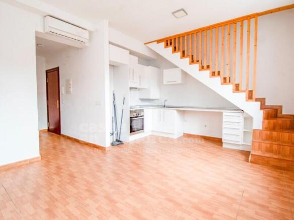 triplex flat with terrace in Mahon
