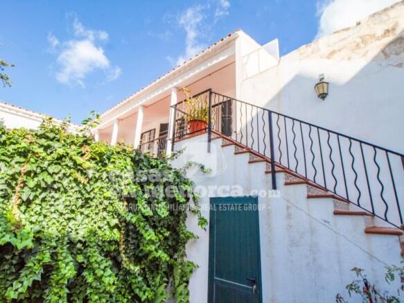 Apartment with lift and garden in Mahón