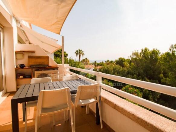 Licensed flat in Coves Noves