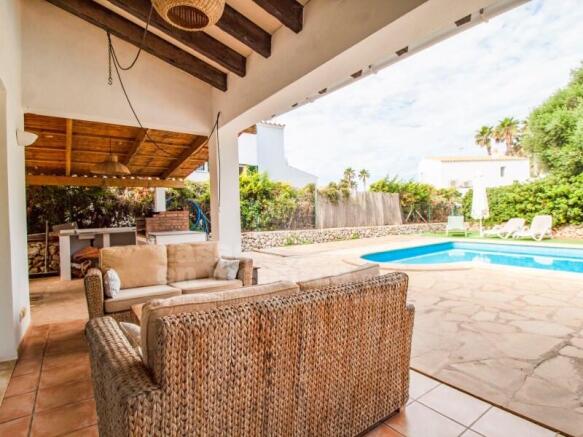 Villa with pool in Binisafua