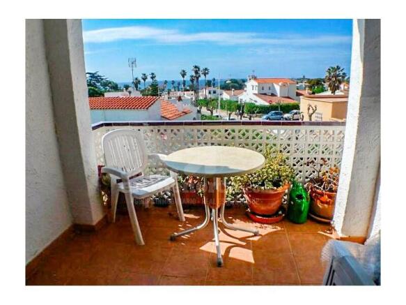 Apartment with sea views in S'Algar