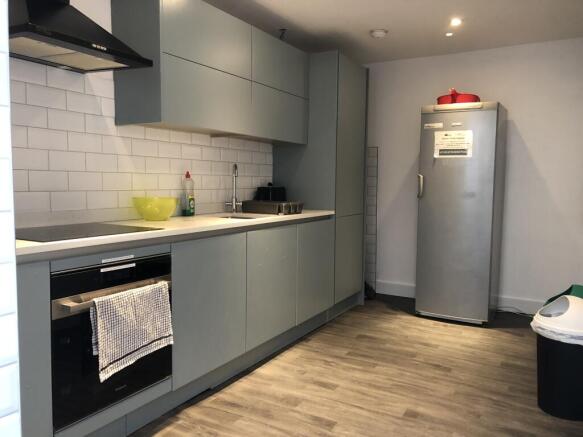 5 Bed house