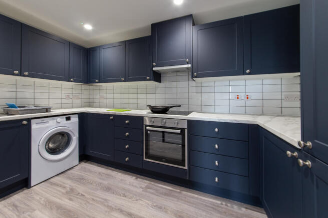 Albert Residencies, Curtler 6