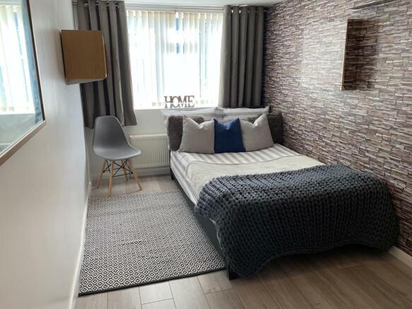 4 Bed House
