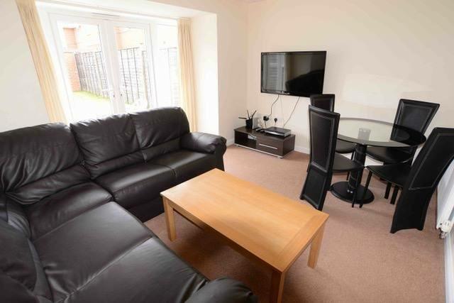 4 Bed House