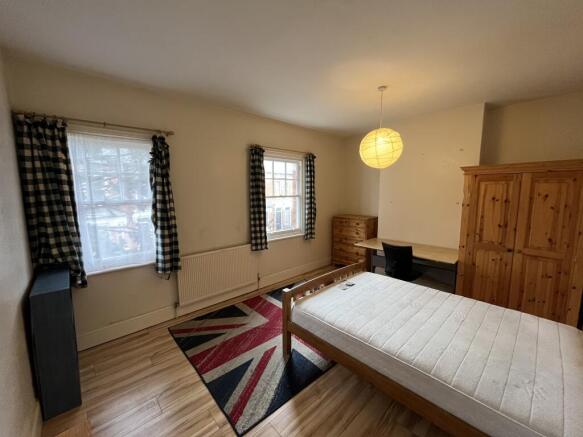 4 Bed House