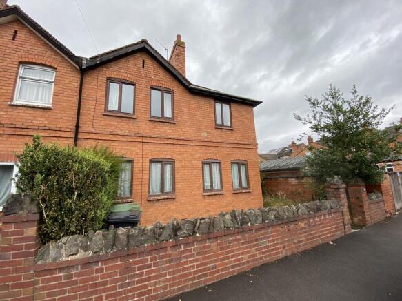5 Bed House