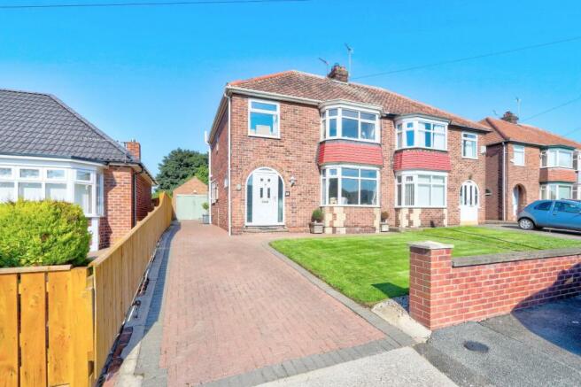 3 bedroom semi-detached house  for sale Normanby