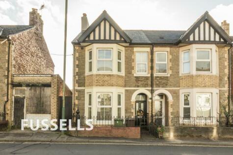 Commercial Road - 3 bedroom semi-detached house for sale