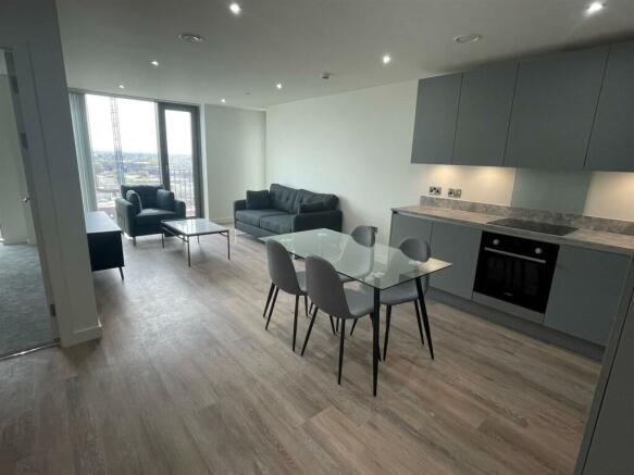 Living Room 2.jpg