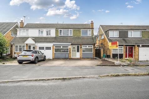 Duchess Way, Swindon, SN2