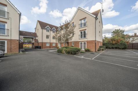 Towpath Gardens, Swindon, SN1