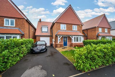 Mackmurdo Avenue, Tadpole,  Swindon, SN25