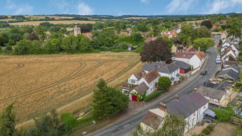 Bridgeway, Cuddington, Aylesbury, Buckinghamshire, HP18