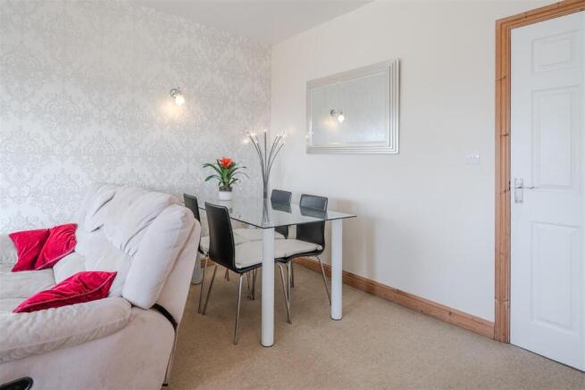 Living Room-2.jpg