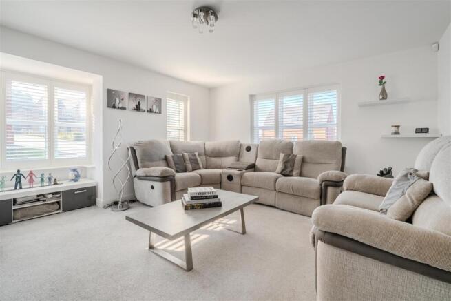 Living Room.jpg